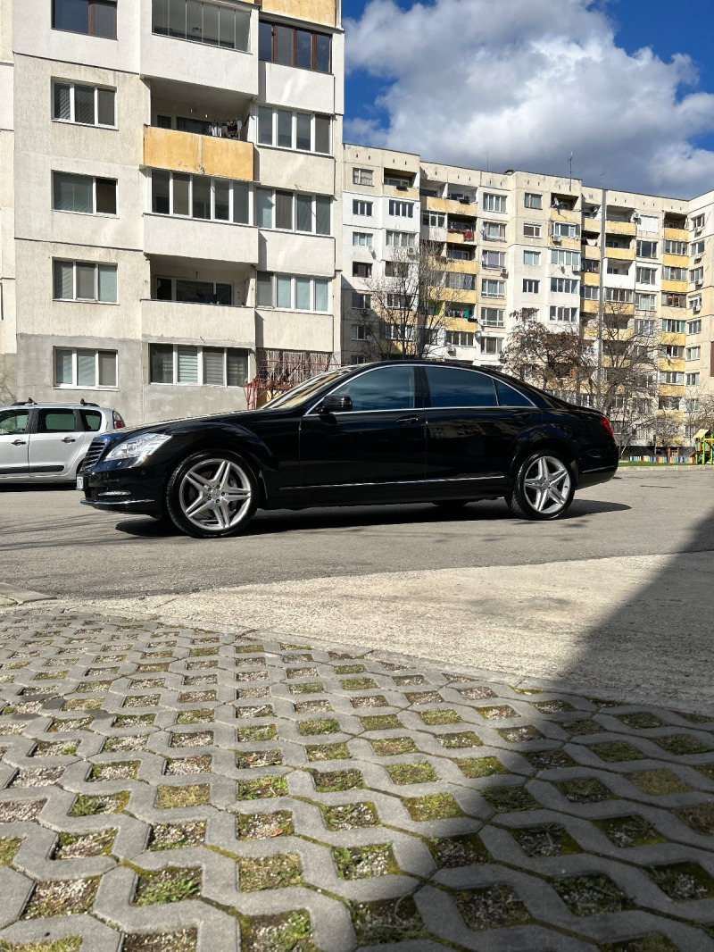Mercedes-Benz S 500  (435 кс) 4MATIC Bang & Olufsen, снимка 10 - Автомобили и джипове - 44230465