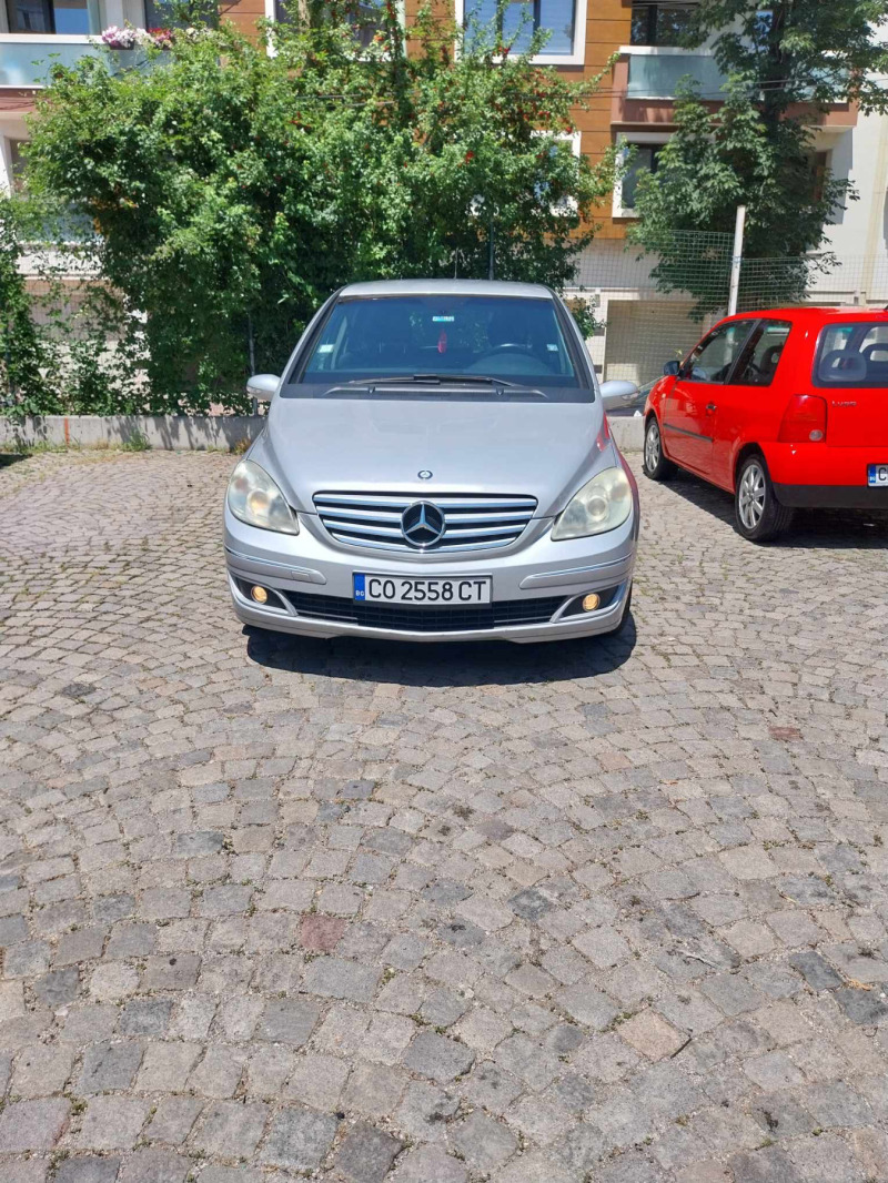 Mercedes-Benz B 180, снимка 3 - Автомобили и джипове - 46407490