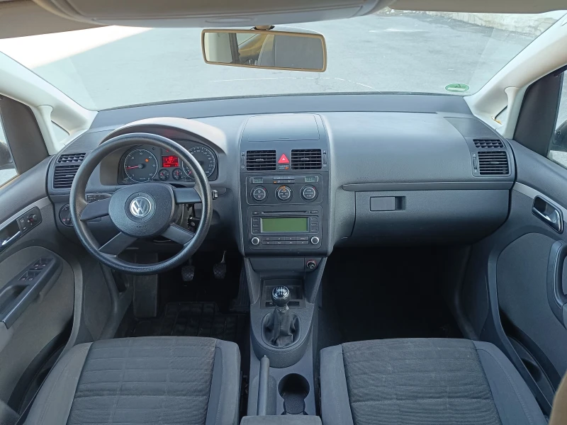 VW Touran 2.0TDI 140к.с., снимка 10 - Автомобили и джипове - 48506967