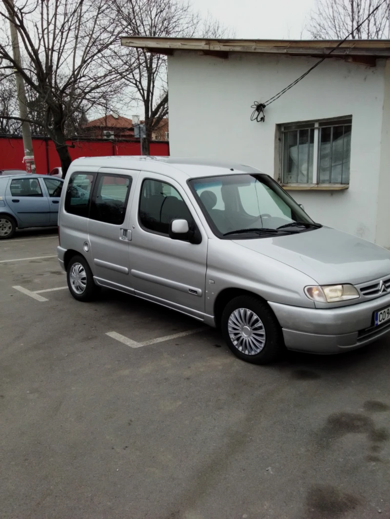 Citroen Berlingo, снимка 6 - Автомобили и джипове - 49238630