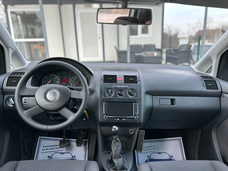 VW Touran 1.9TDI* ЕВРО 4* НАВИГАЦИЯ* НОВИ ГУМИ, снимка 11 - Автомобили и джипове - 49440104