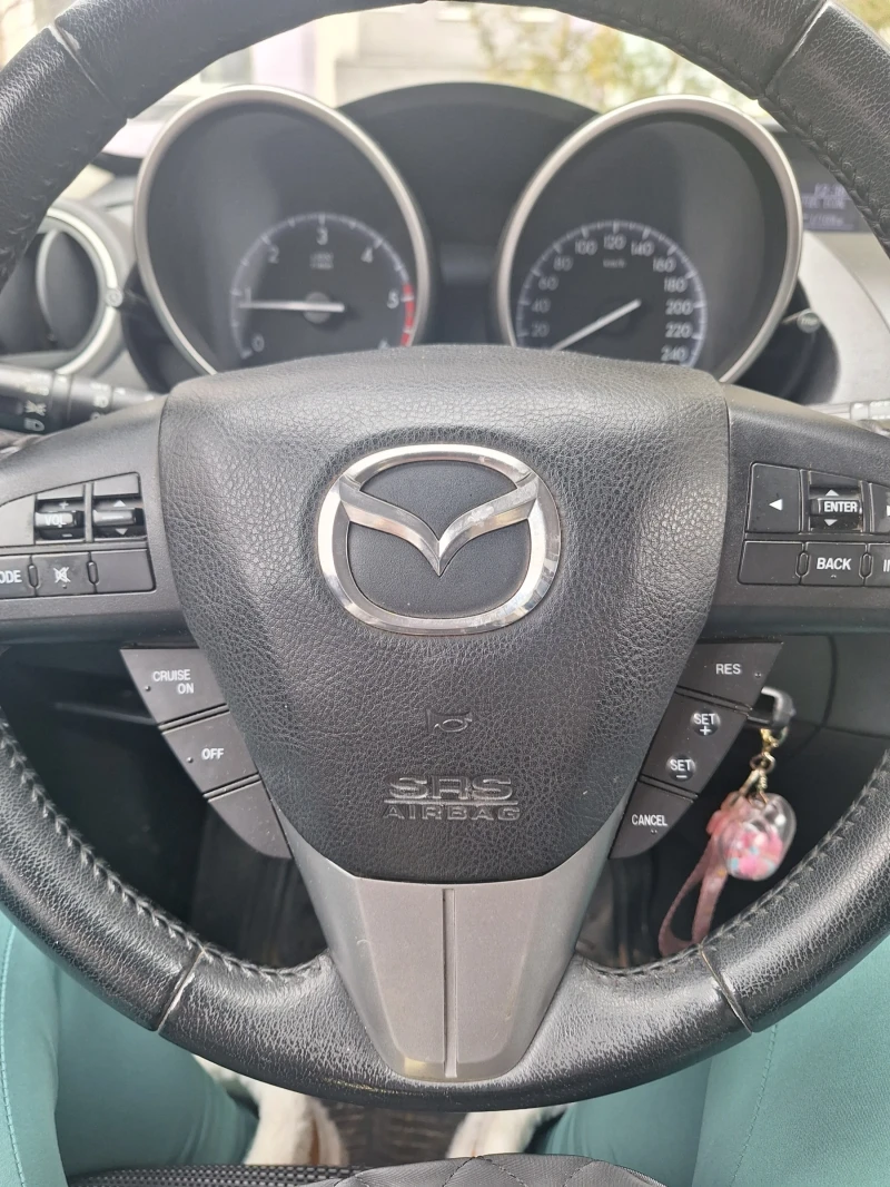 Mazda 3, снимка 7 - Автомобили и джипове - 49514340