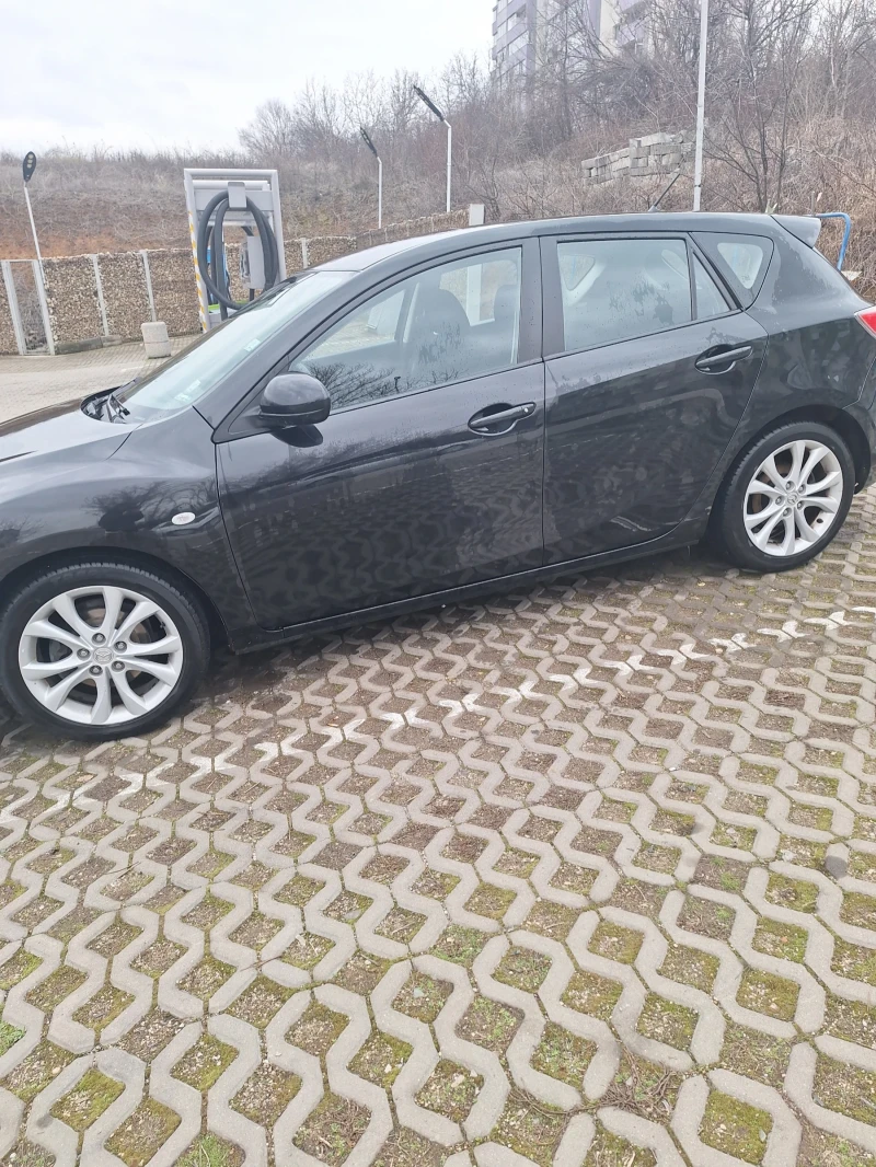 Mazda 3, снимка 3 - Автомобили и джипове - 49514340