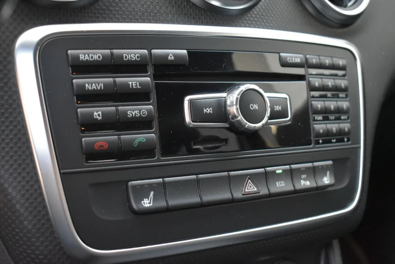 Mercedes-Benz A 180, снимка 17 - Автомобили и джипове - 51939801