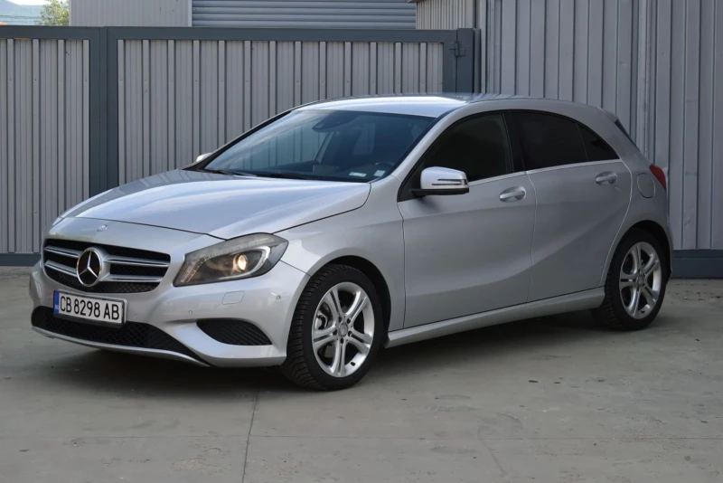 Mercedes-Benz A 180, снимка 14 - Автомобили и джипове - 51939801