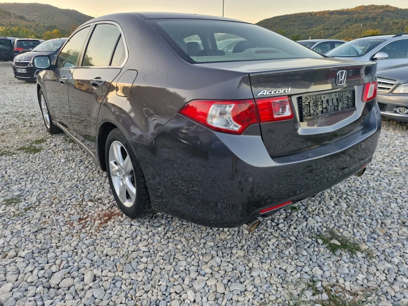 Honda Accord 2, 4* 201* AC* F1* XENON* PDC* КОЖА* AUT, снимка 3 - Автомобили и джипове - 50887262