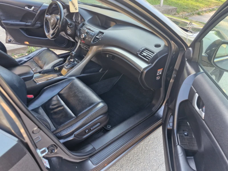 Honda Accord 2, 4* 201* AC* F1* XENON* PDC* КОЖА* AUT, снимка 12 - Автомобили и джипове - 50887262