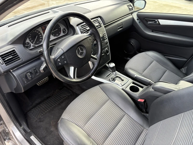 Mercedes-Benz B 200 AVTOMAT, снимка 6 - Автомобили и джипове - 52482774