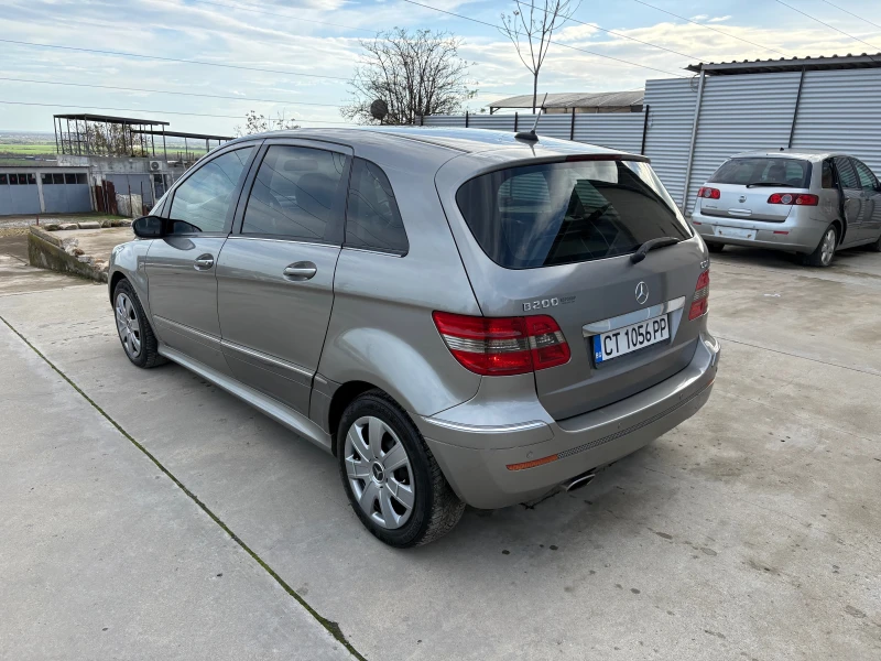 Mercedes-Benz B 200 AVTOMAT, снимка 4 - Автомобили и джипове - 52482774