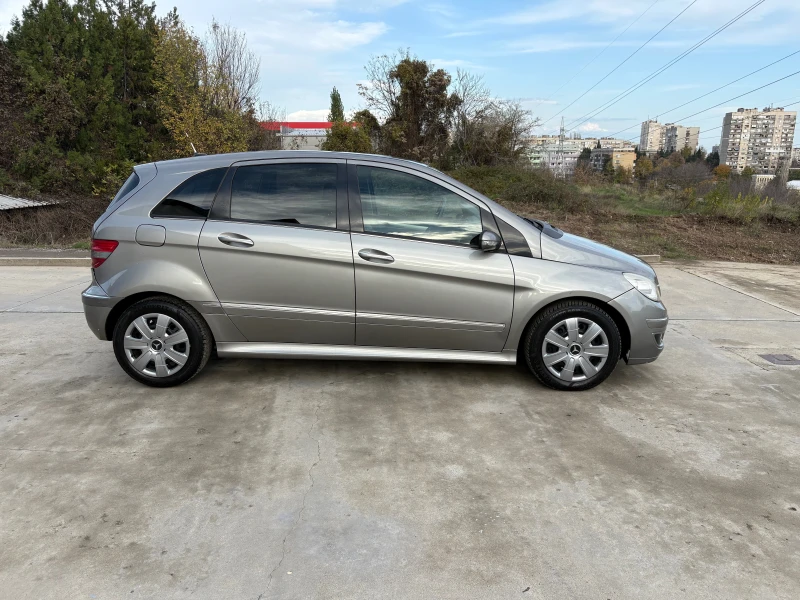Mercedes-Benz B 200 AVTOMAT, снимка 5 - Автомобили и джипове - 52482774