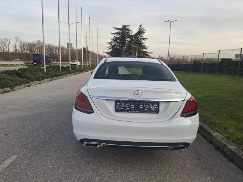 Mercedes-Benz C 180, снимка 6 - Автомобили и джипове - 52841998