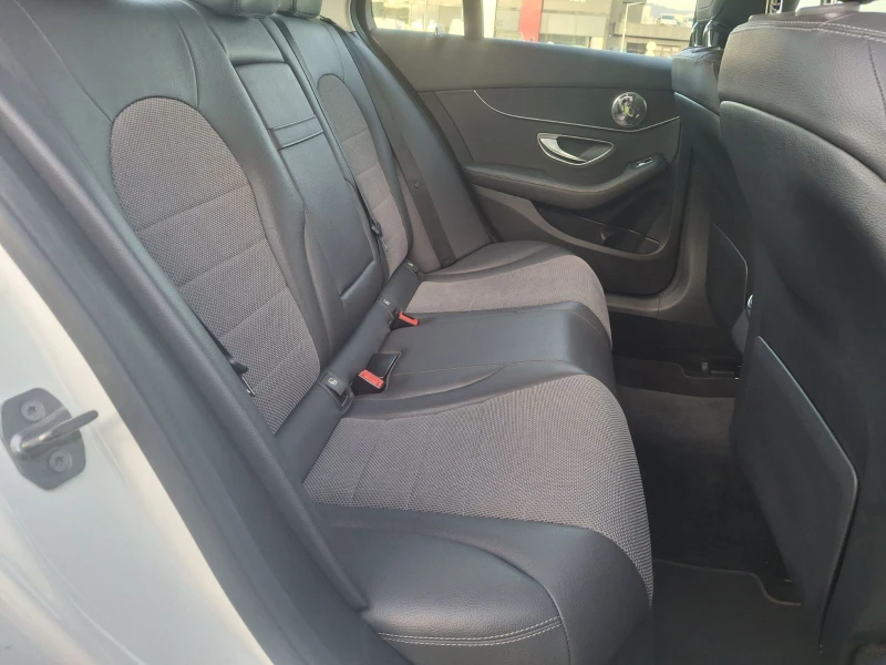 Mercedes-Benz C 180, снимка 8 - Автомобили и джипове - 52841998