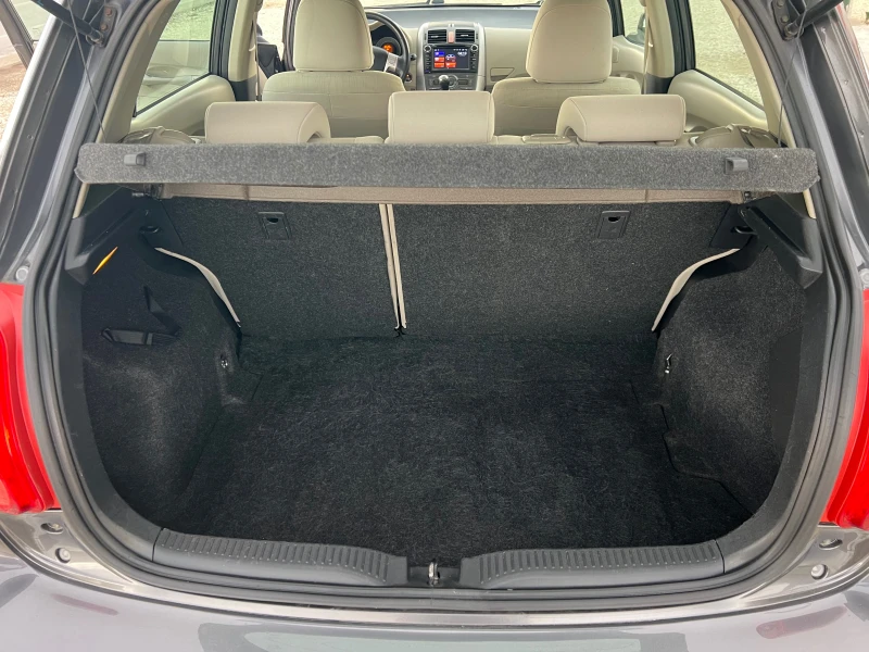 Toyota Auris 1.6i VVTi/124p.s-Navi/Kayless Go-5 vrati, снимка 13 - Автомобили и джипове - 53048844