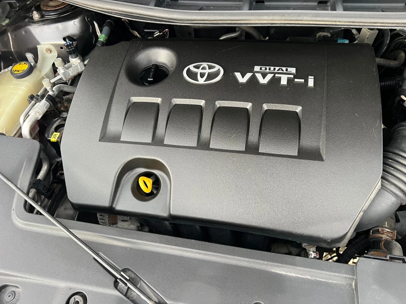 Toyota Auris 1.6i VVTi/124p.s-Navi/Kayless Go-5 vrati, снимка 14 - Автомобили и джипове - 53048844