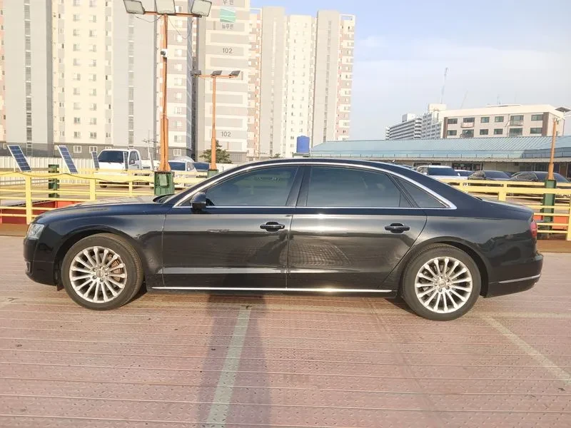 Audi A8 3.0 TDI Quattro - САМО 30% АВАНС, снимка 3 - Автомобили и джипове - 55707663