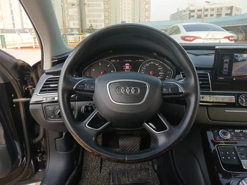 Audi A8 3.0 TDI Quattro - САМО 30% АВАНС, снимка 13 - Автомобили и джипове - 55707663