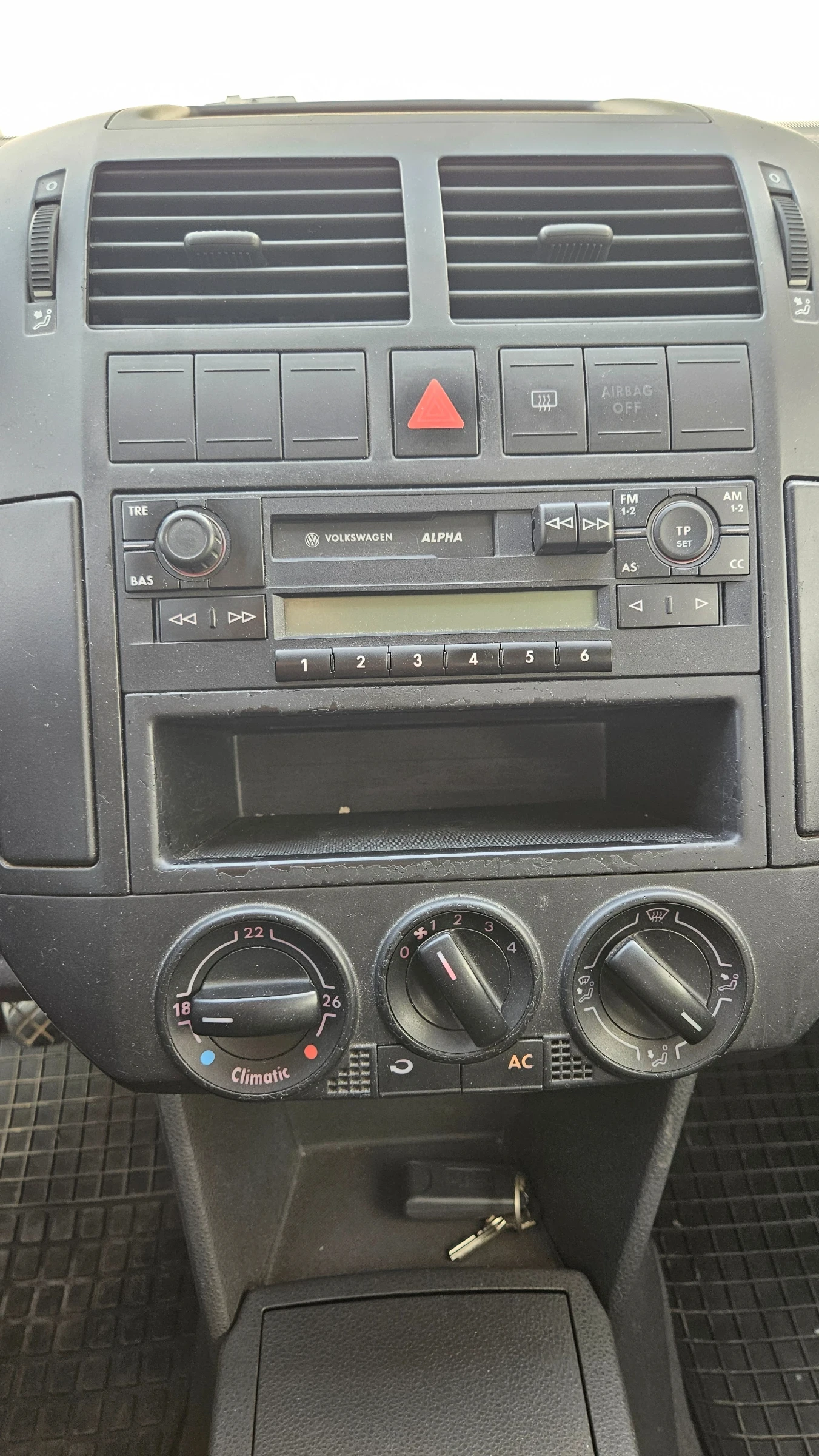 VW Polo 1.4 TDI (     2007.) | Mobile.bg   13