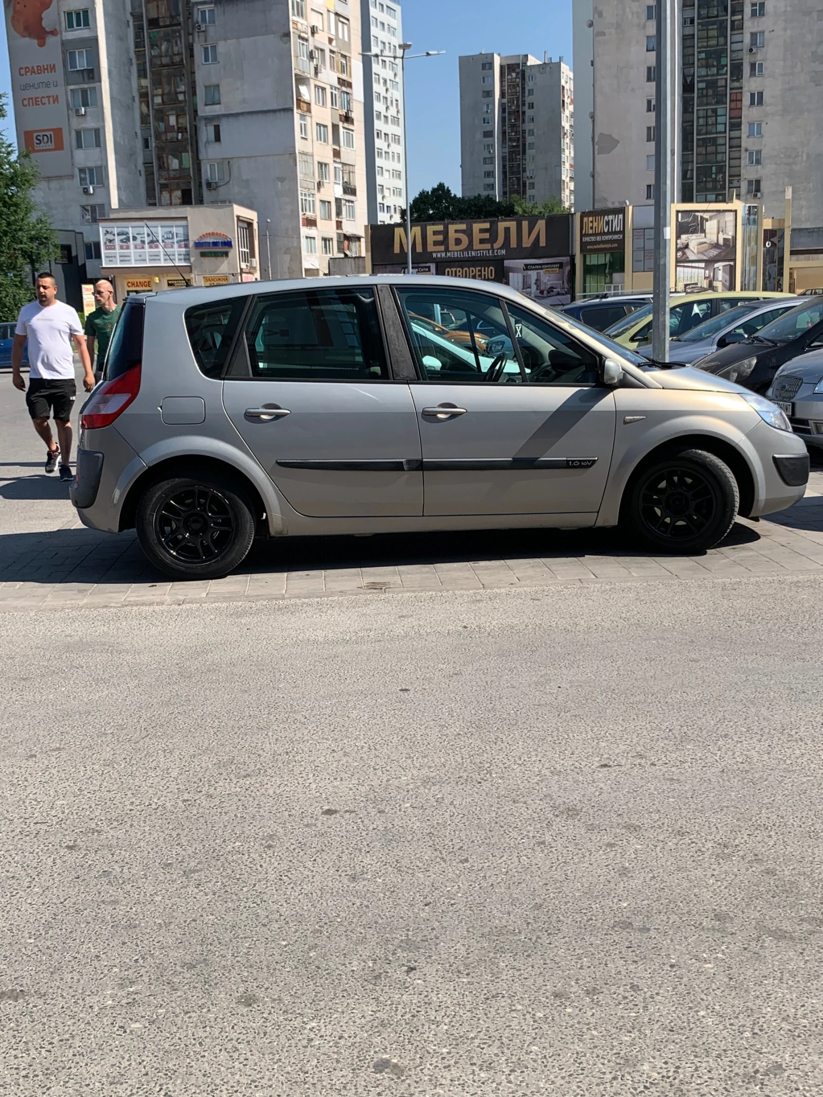Renault Scenic 1.6 benzin  - изображение 5