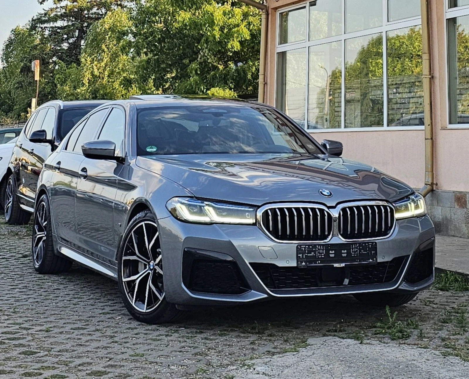 BMW 530 M-Sport LCI B48 HeadUp SoftClose 360 Гаранция  - изображение 2