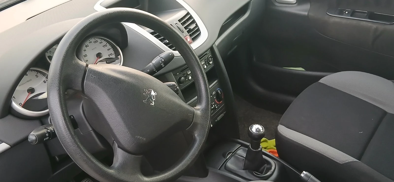 Peugeot 207 1.4 euro 4 - изображение 8