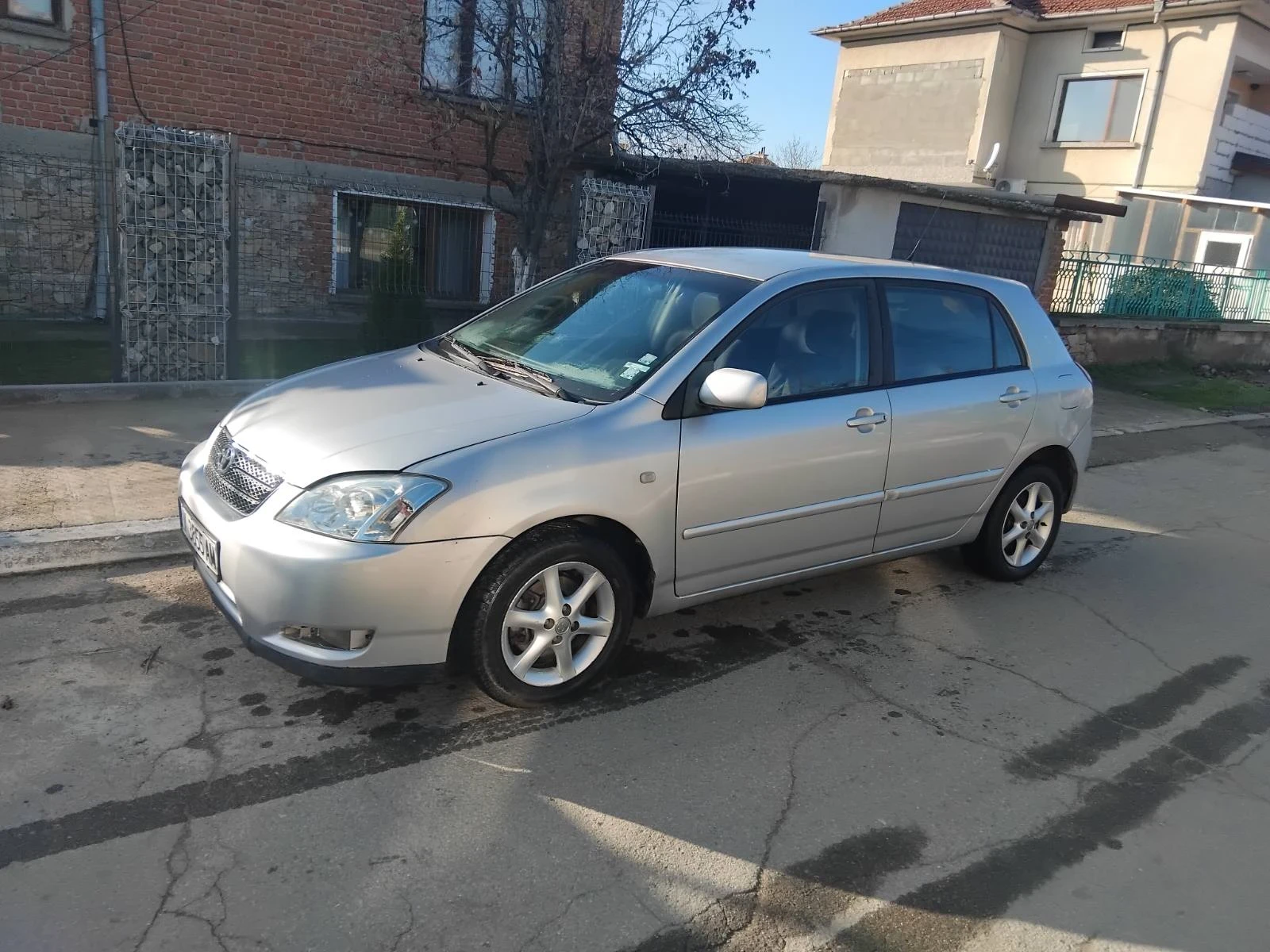 Toyota Corolla 2002 - изображение 4