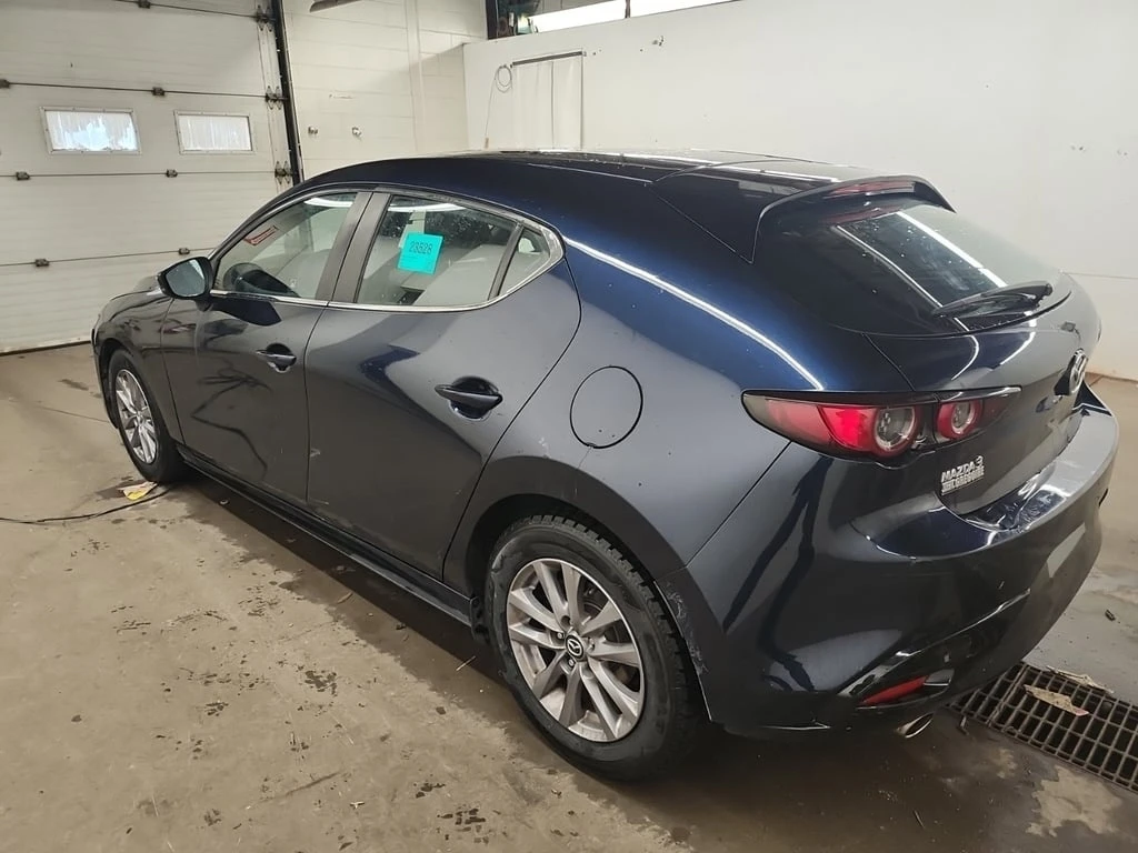 Mazda 3 * GX * CARFAX * ���� �� �� | Mobile.bg � ����������� 4