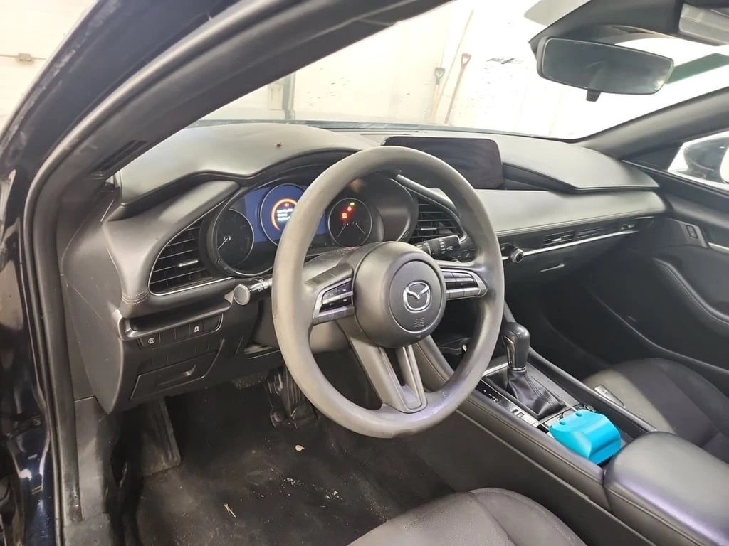 Mazda 3 * GX * CARFAX * ���� �� �� | Mobile.bg � ����������� 9