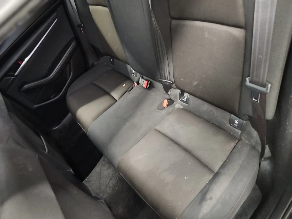 Mazda 3 * GX * CARFAX * ���� �� �� | Mobile.bg � ����������� 13