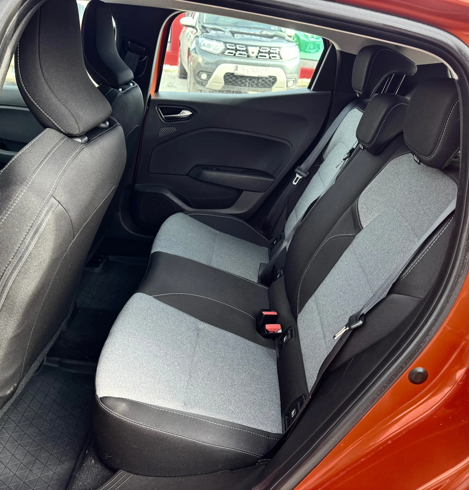 Renault Clio | Mobile.bg � ����������� 12