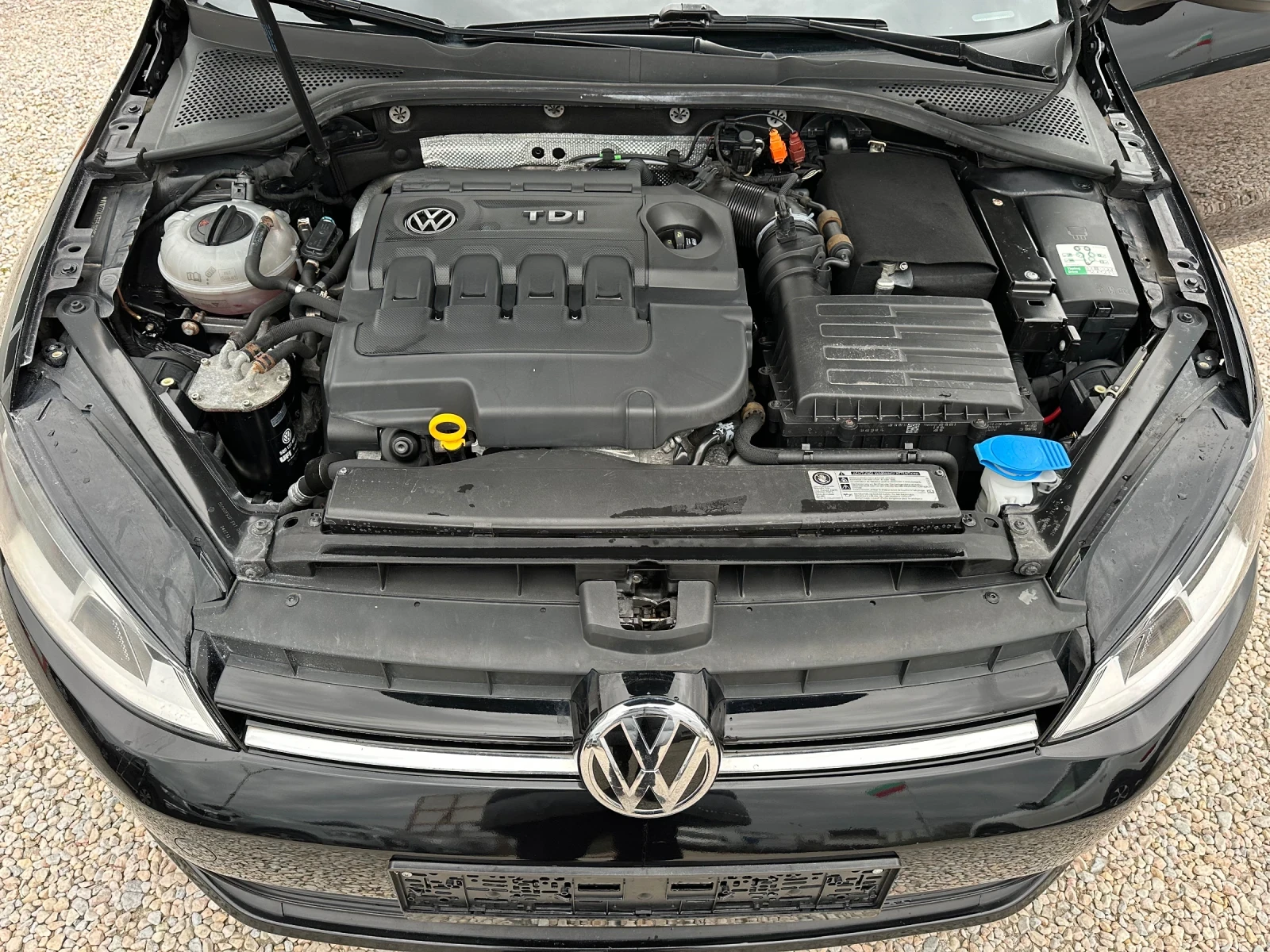 VW Golf 2.0tdi 150кс 4* 4, снимка 14 - Автомобили и джипове - 53905404
