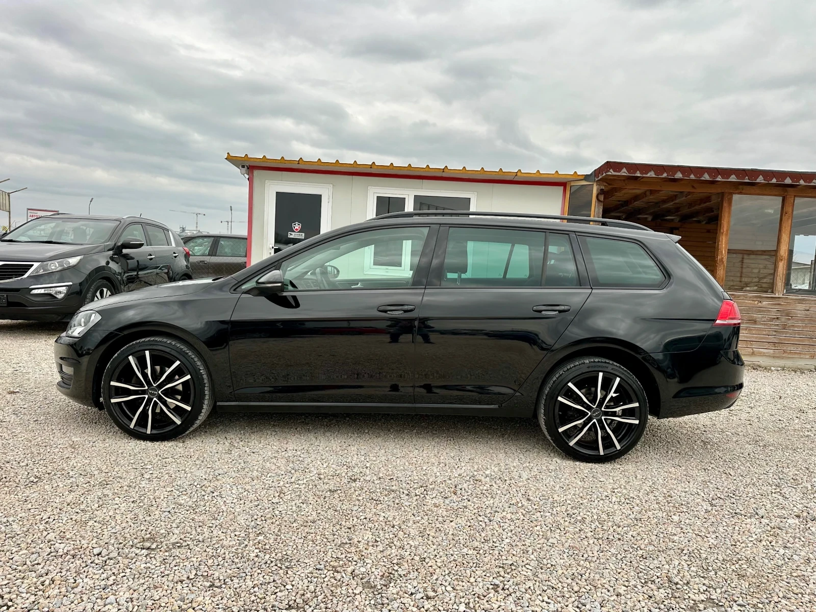 VW Golf 2.0tdi 150кс 4* 4, снимка 2 - Автомобили и джипове - 53905404