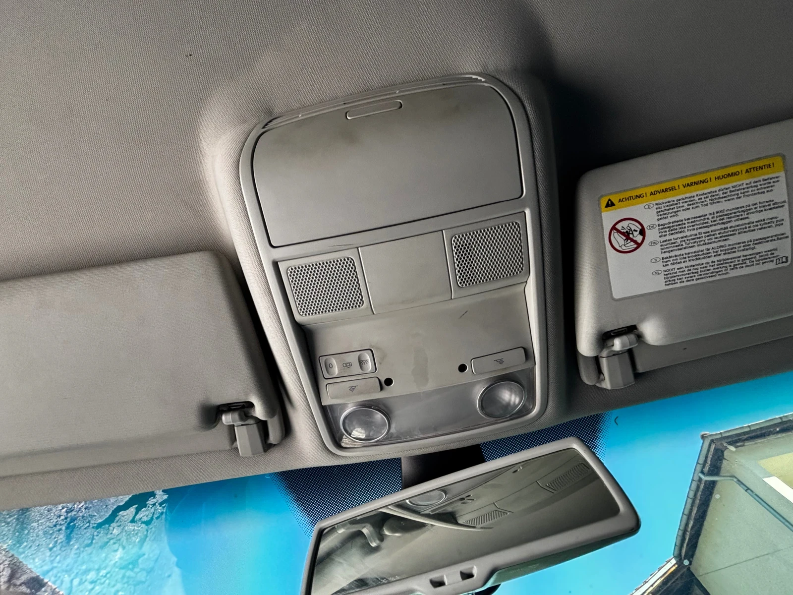 VW Passat, снимка 8 - Автомобили и джипове - 54127410