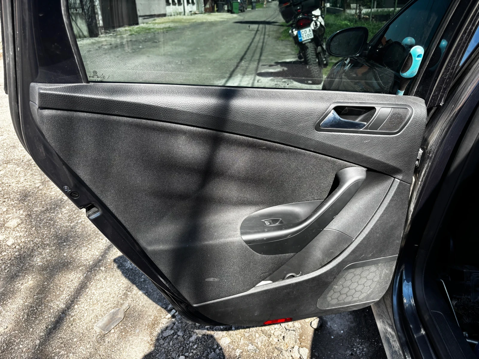 VW Passat, снимка 5 - Автомобили и джипове - 54127410