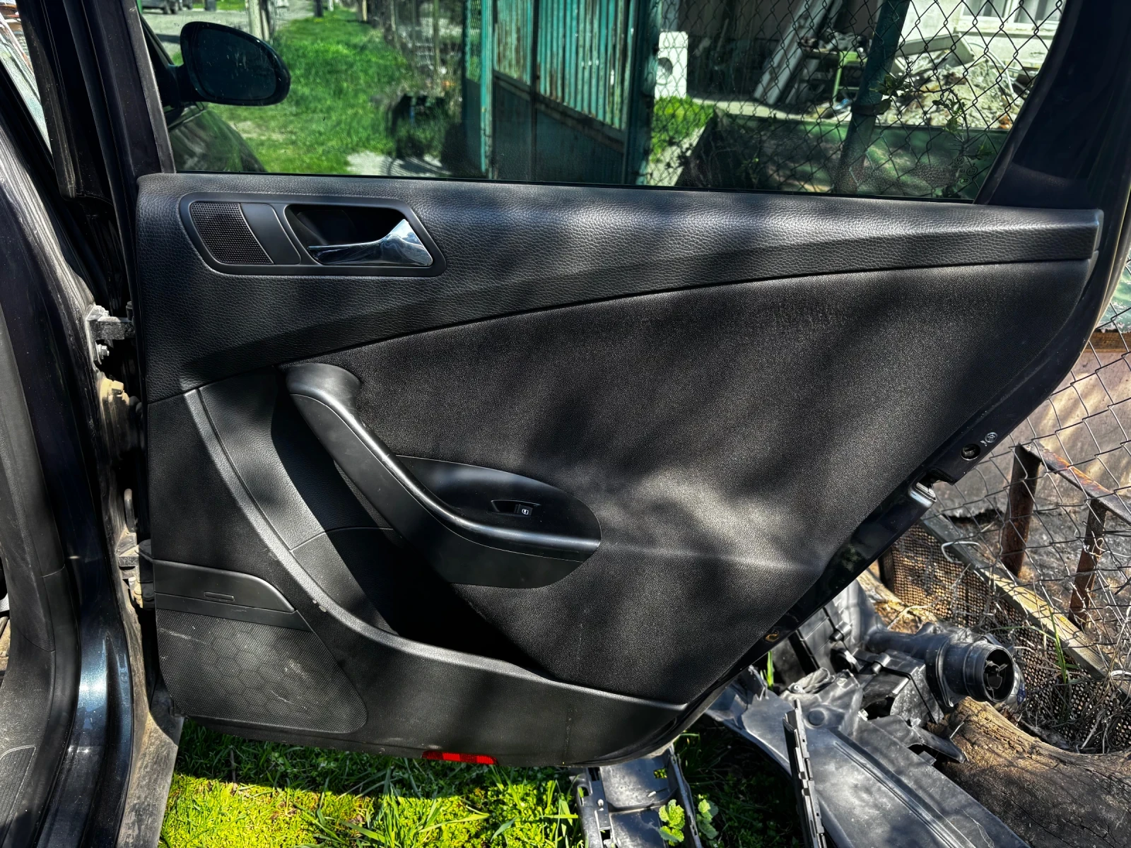 VW Passat, снимка 4 - Автомобили и джипове - 54127410