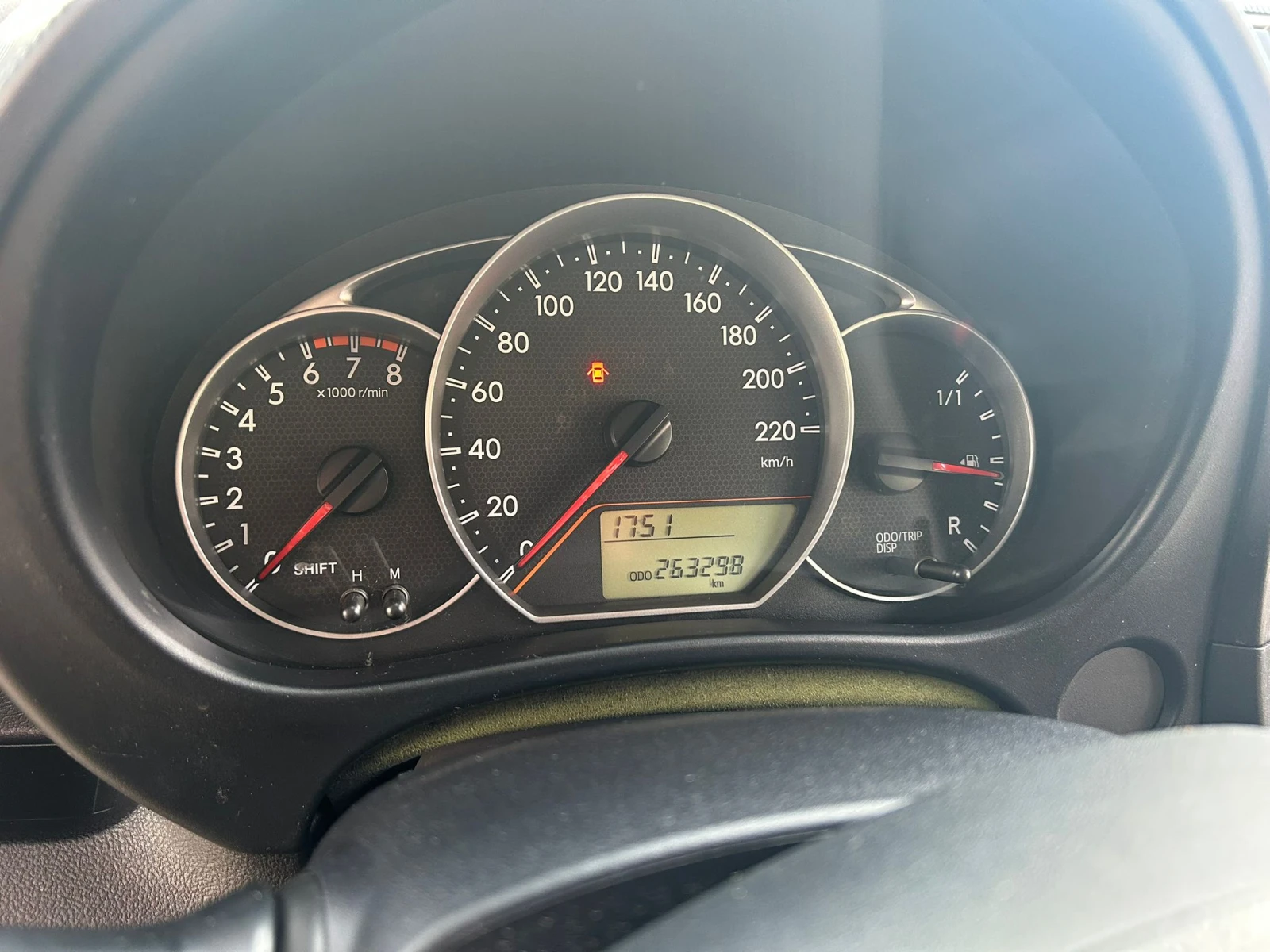 Toyota Verso S, снимка 12 - Автомобили и джипове - 54141027