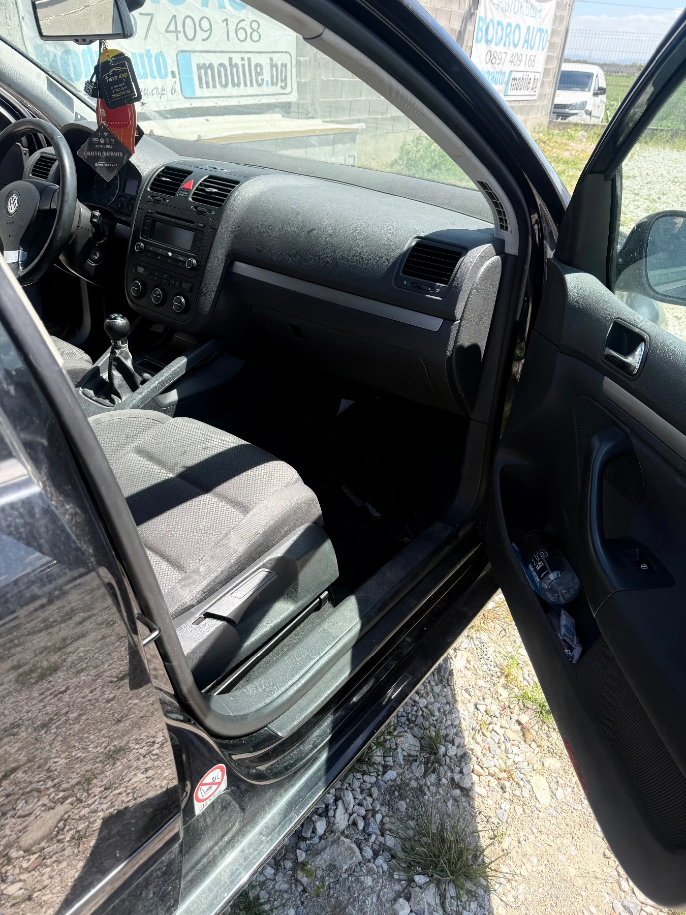 VW Golf 1.6 FSi , снимка 6 - Автомобили и джипове - 54301989