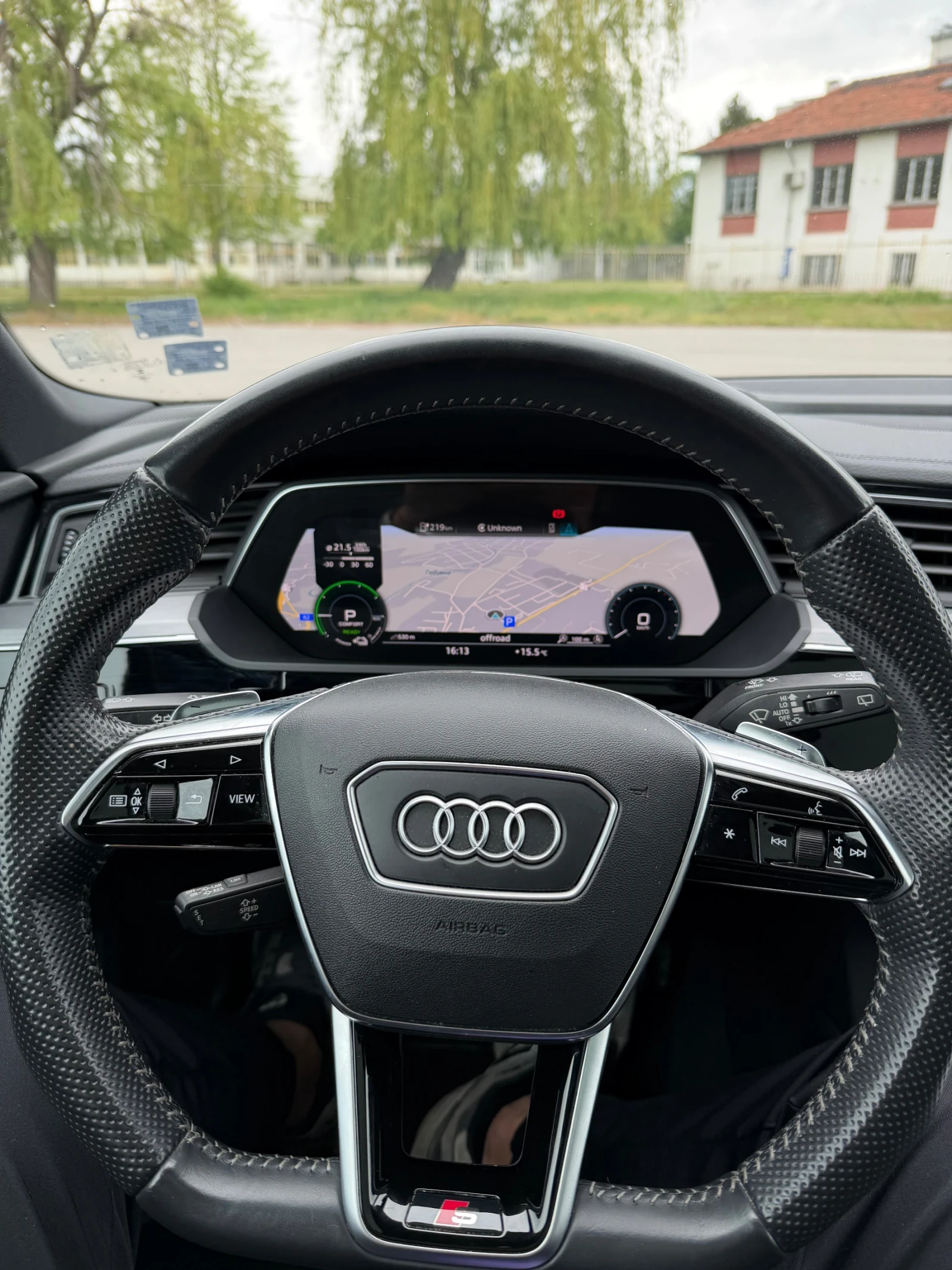 Audi E-Tron Audi e-tron 55 quattro Sline Black Optics Panorama, снимка 6 - Автомобили и джипове - 54486680