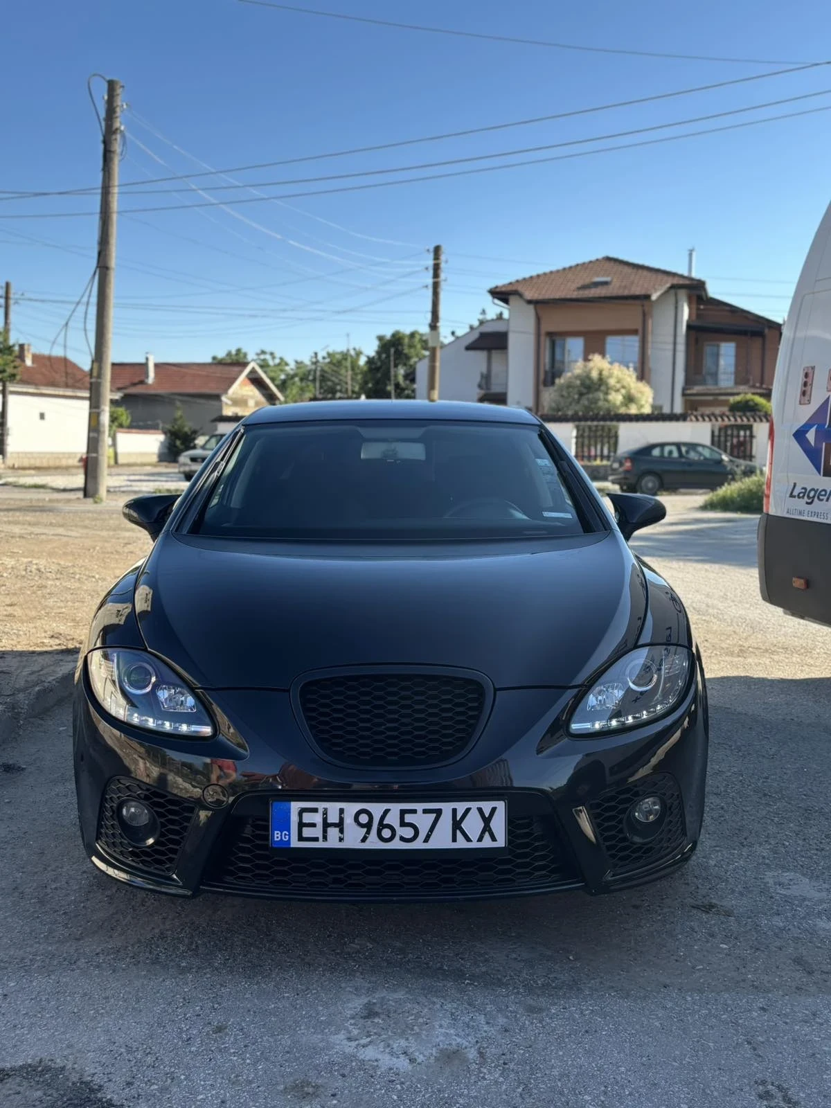 Seat Leon, снимка 3 - Автомобили и джипове - 54720752