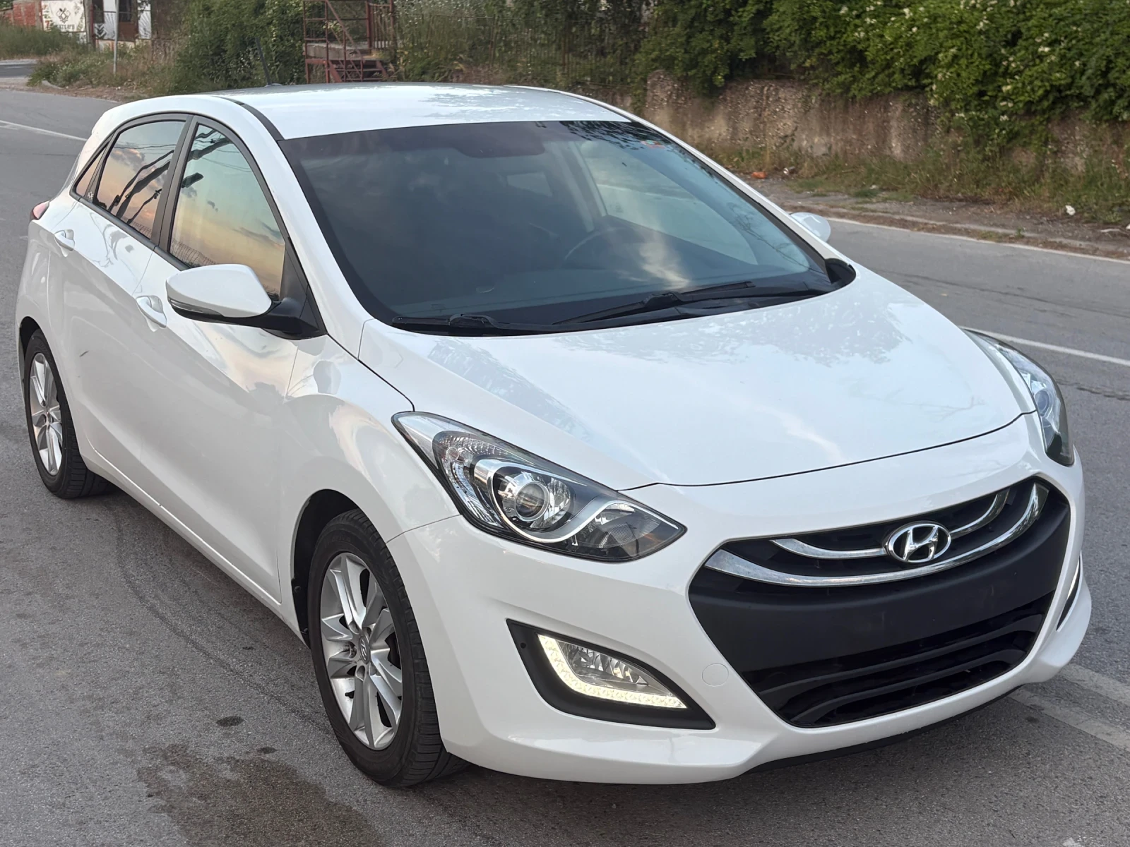 Hyundai I30 1.4 Бензин, снимка 2 - Автомобили и джипове - 55071873