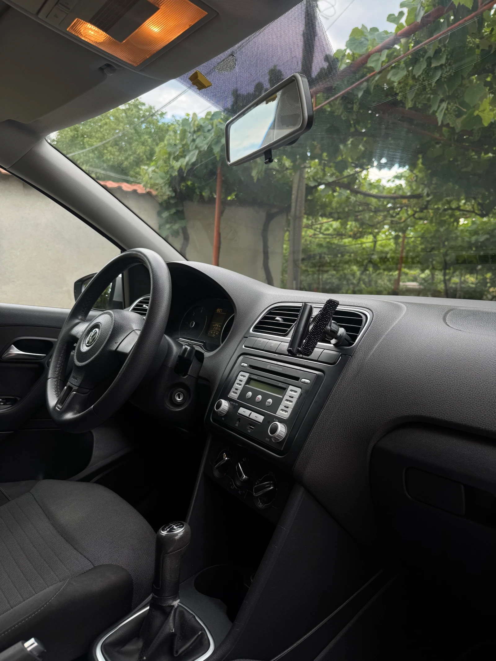 VW Polo TDI 1.6, снимка 6 - Автомобили и джипове - 55251605