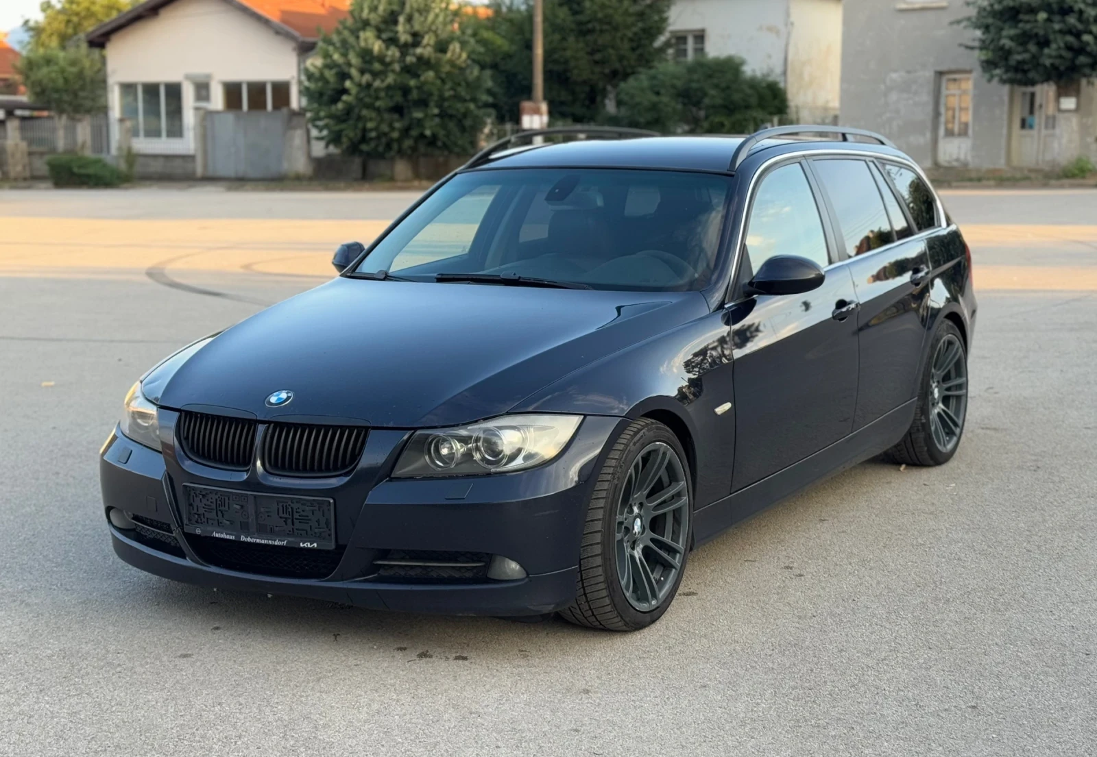 BMW 330