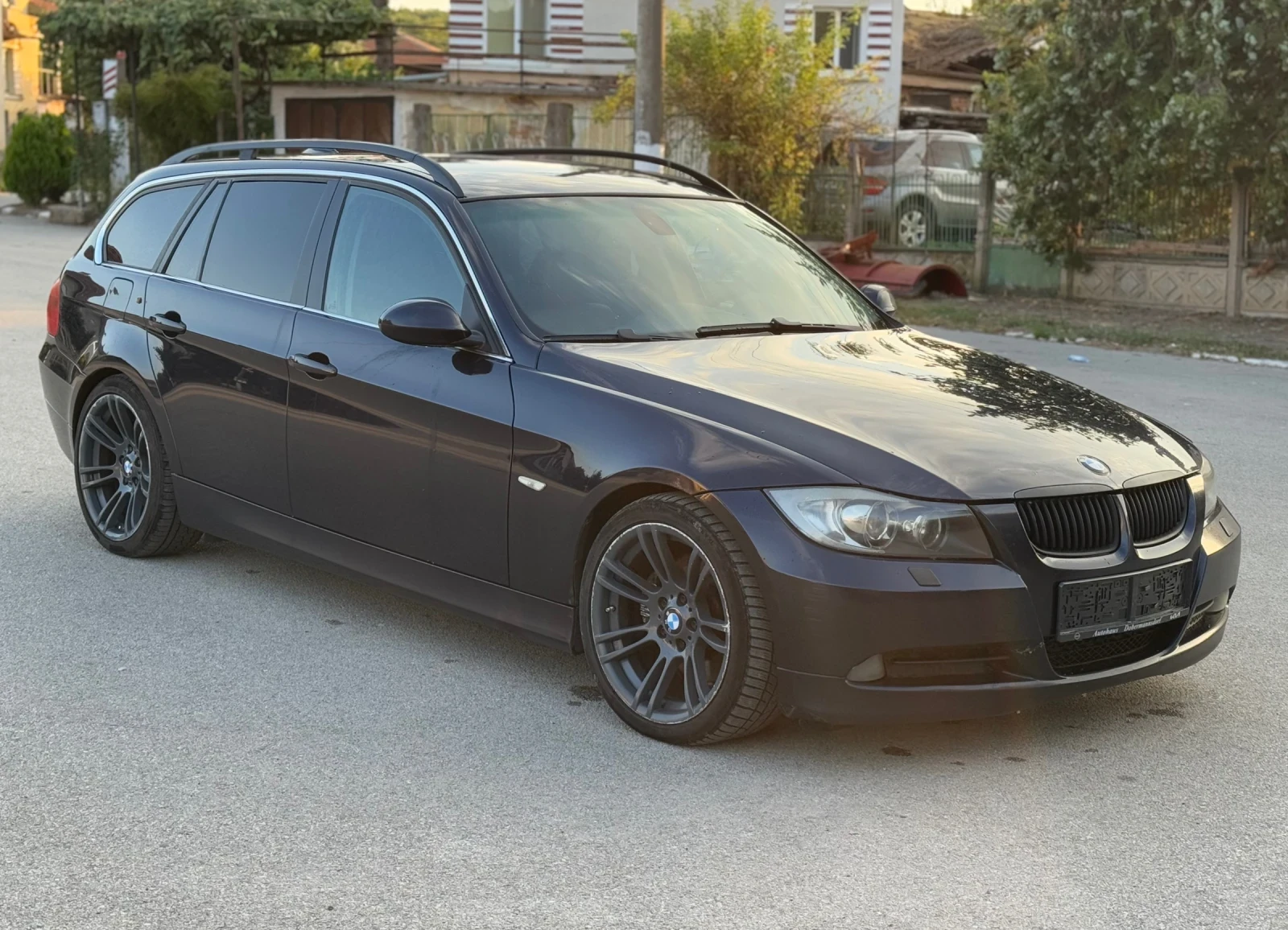 BMW 330, снимка 7 - Автомобили и джипове - 55443796