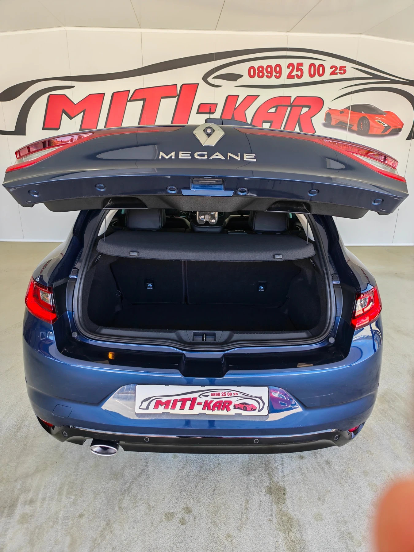 Renault Megane 1.5 110кс AUTOMAT FULL 140000km TOP, снимка 7 - Автомобили и джипове - 55624351