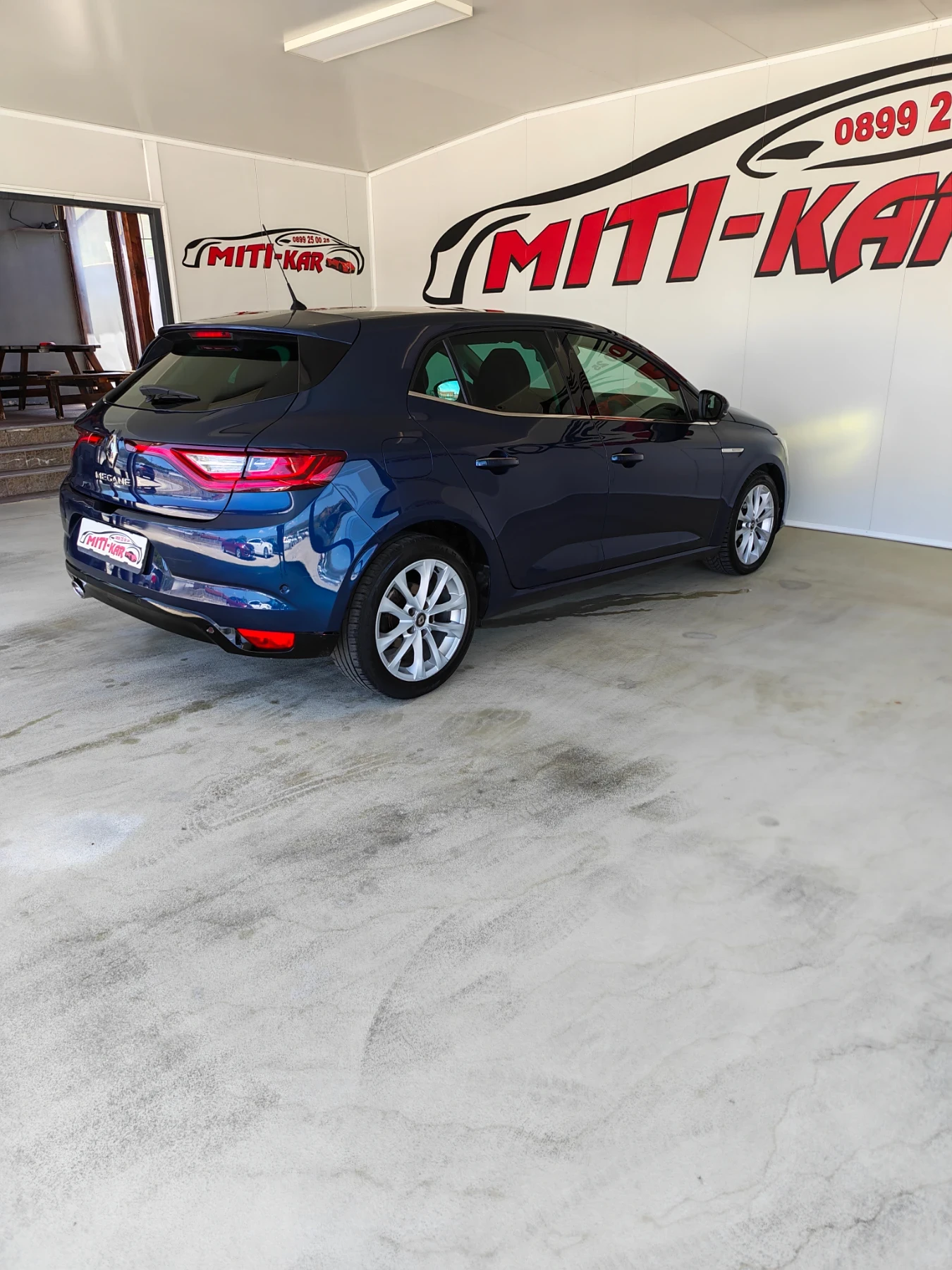 Renault Megane 1.5 110кс AUTOMAT FULL 140000km TOP, снимка 6 - Автомобили и джипове - 55624351