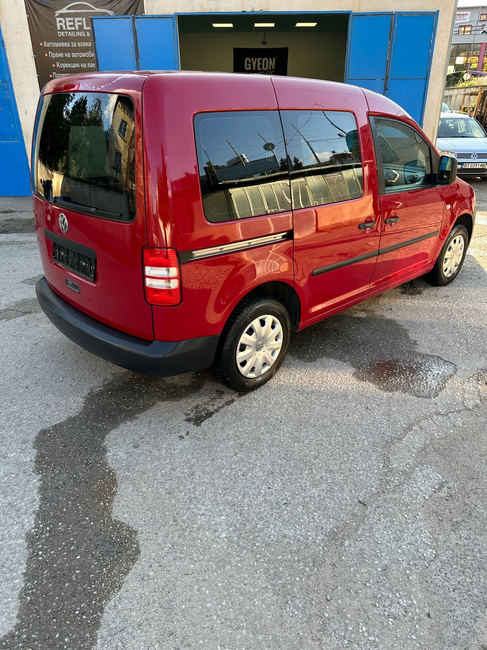 VW Caddy Avtomat DSG 1.6TDI, снимка 3 - Автомобили и джипове - 55670815