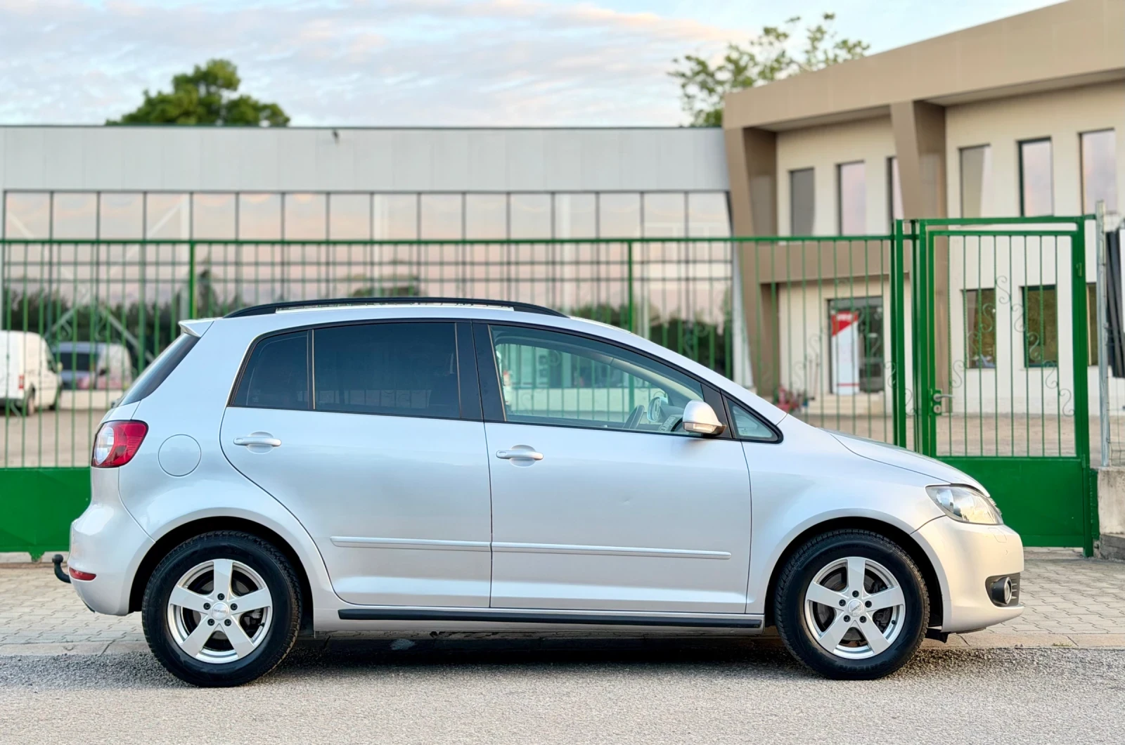 VW Golf Plus 1.6TDi~105hp~DSG~170000km!! | Mobile.bg � ����������� 4