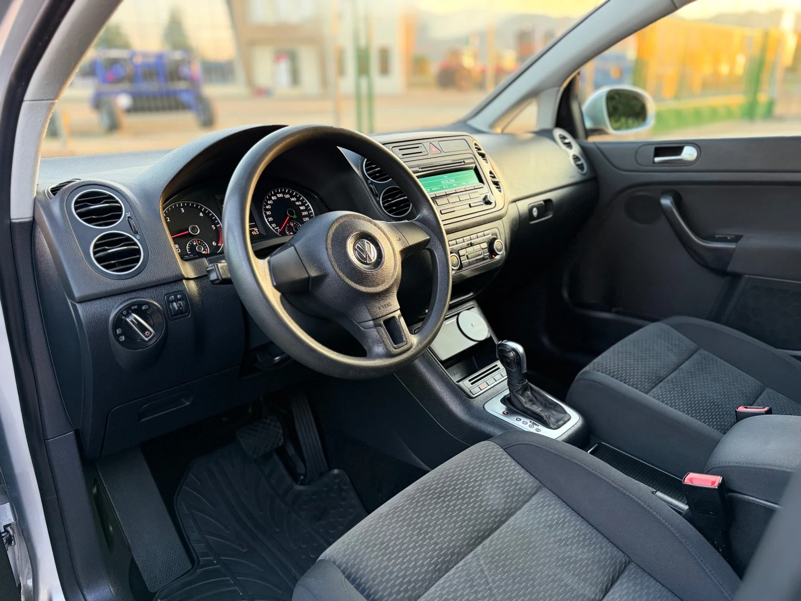 VW Golf Plus 1.6TDi~105hp~DSG~170000km!! | Mobile.bg � ����������� 9