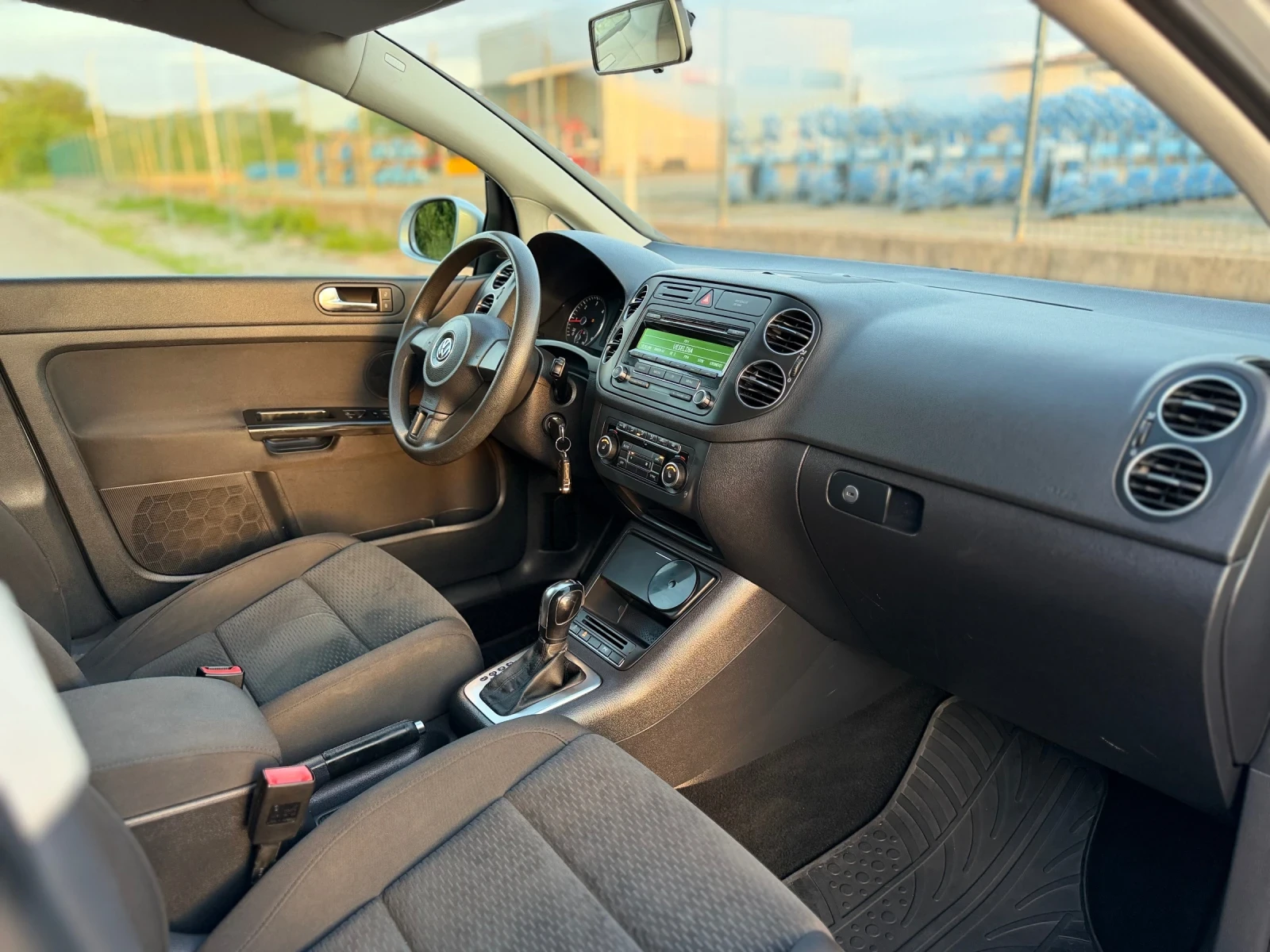 VW Golf Plus 1.6TDi~105hp~DSG~170000km!! | Mobile.bg � ����������� 15