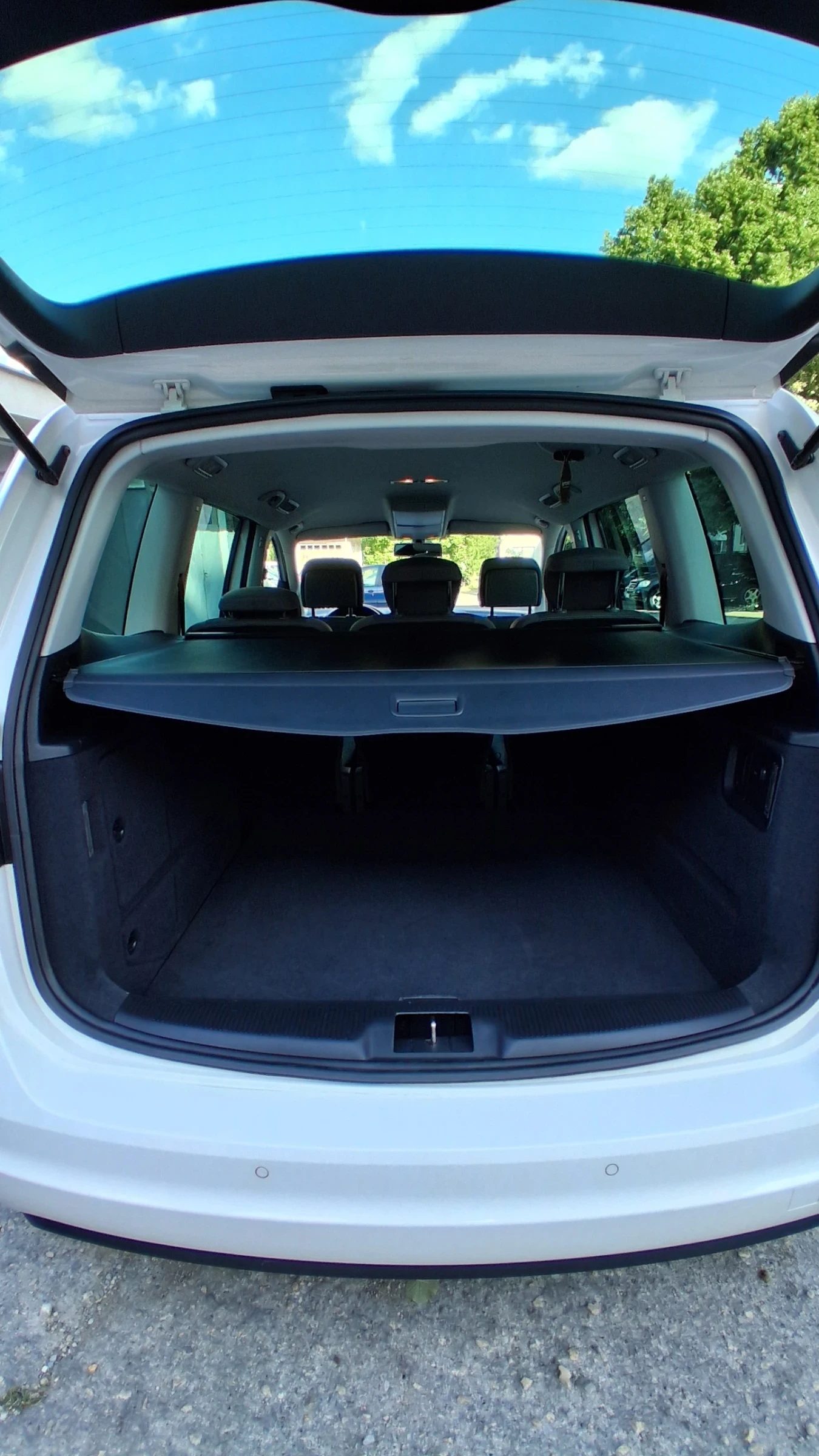 VW Sharan 2.0 TDI . DSG, снимка 14 - Автомобили и джипове - 55848333