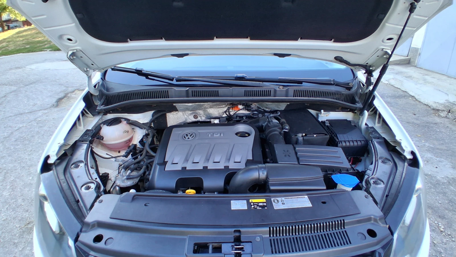 VW Sharan 2.0 TDI . DSG, снимка 16 - Автомобили и джипове - 55848333